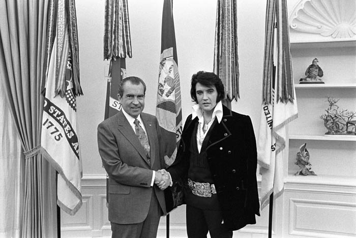 Elvis Presley and Richard M. Nixon shaking hands 