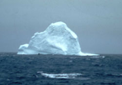 iceberg tabular dome